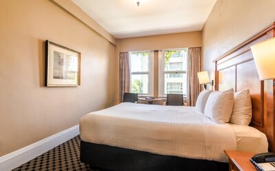 Sylvia Hotel