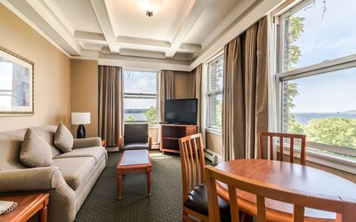 Sylvia Hotel