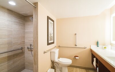 The Inverness Denver, a Hilton Golf & Spa Resort