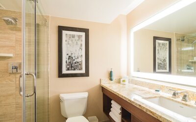 The Inverness Denver, a Hilton Golf & Spa Resort