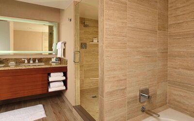 The Inverness Denver, a Hilton Golf & Spa Resort