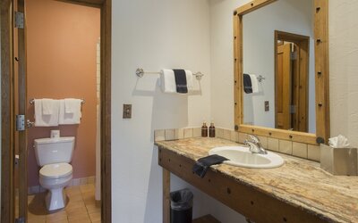 Table Mountain Inn
