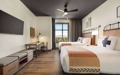 Origin Westminster a Wyndham Hotel