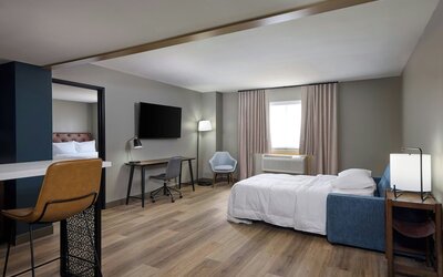 Four Points by Sheraton Englewood