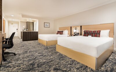 Executive Suites Hotel Metro Vancouver