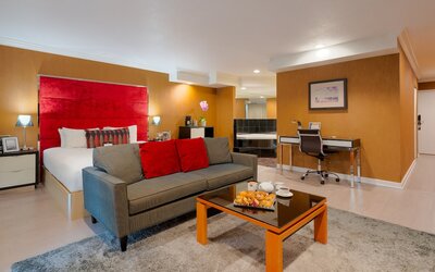 Executive Suites Hotel Metro Vancouver