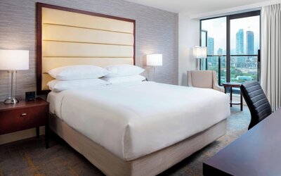 Delta Hotels by Marriott Burnaby Conference Centre