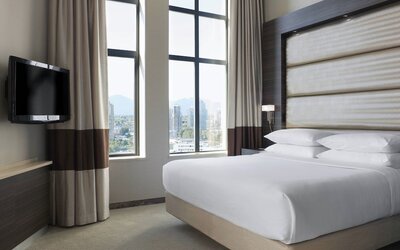 Delta Hotels by Marriott Burnaby Conference Centre