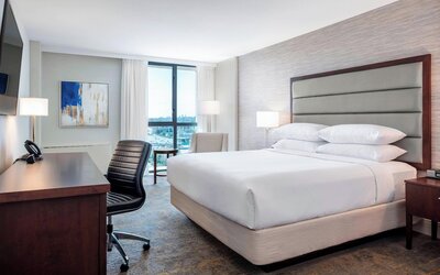 Delta Hotels by Marriott Burnaby Conference Centre