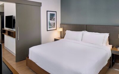 Element by Marriott Vancouver Metrotown
