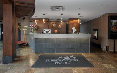 Coast Lonsdale Quay Hotel