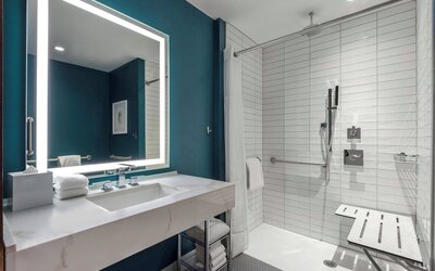 Le Meridien Denver Downtown