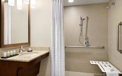 Embassy Suites by Hilton Denver Downtown Convention Center