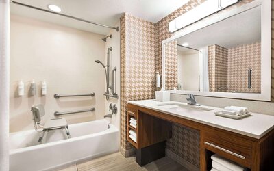Home2 Suites by Hilton Denver West - Federal Center, CO