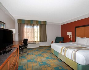 La Quinta Inn & Suites by Wyndham Denver Southwest Lakewood
