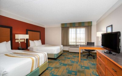 La Quinta Inn & Suites by Wyndham Denver Southwest Lakewood