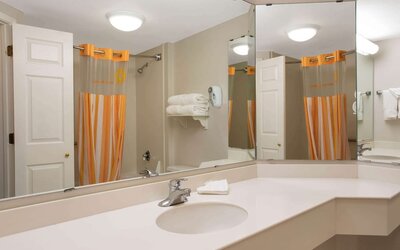 La Quinta Inn & Suites by Wyndham Denver Southwest Lakewood