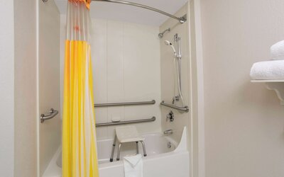 La Quinta Inn & Suites by Wyndham Denver Southwest Lakewood