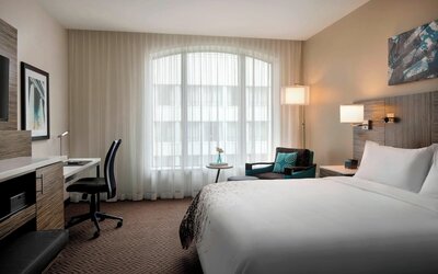 Renaissance Denver Downtown City Center Hotel