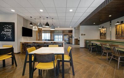 Fairfield Inn & Suites by Marriott Denver Airport at Gateway Park