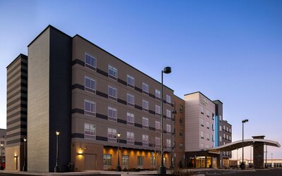 Fairfield Inn & Suites by Marriott Denver Airport at Gateway Park
