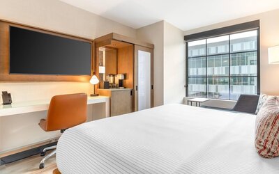 Cambria Hotel Denver Downtown RiNo