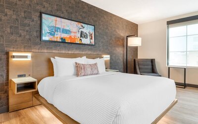 Cambria Hotel Denver Downtown RiNo