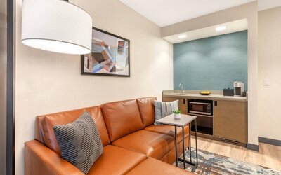 Cambria Hotel Denver Downtown RiNo