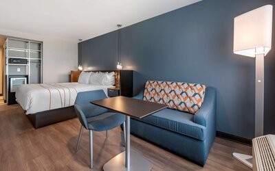 Vīb Hotel by Best Western Denver RiNo
