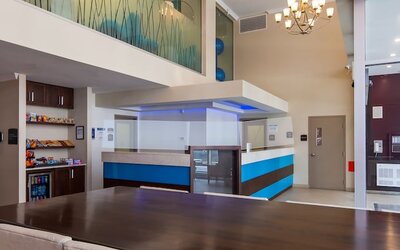 Best Western Plus Hotel Montreal