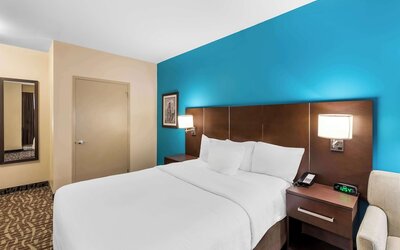 Best Western Plus Hotel Montreal