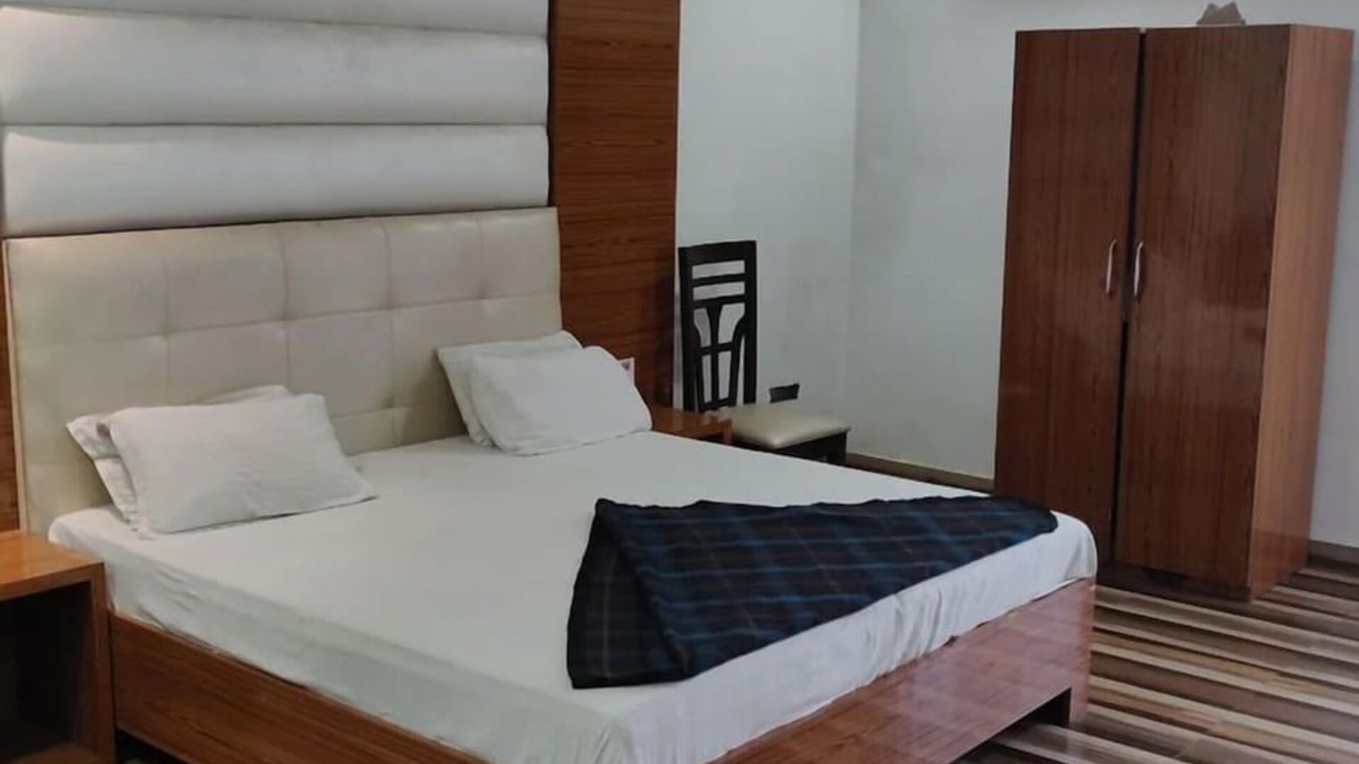 Hotel Mandakini Royale