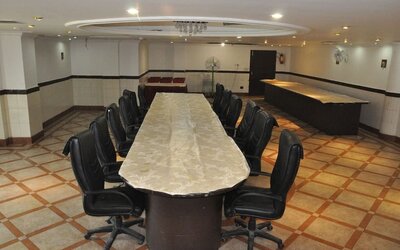 Hotel Mandakini Royale