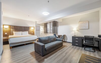 Hotel Montreal Metropolitan, an Ascend Collection Hotel