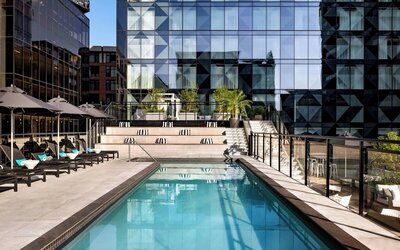 Humaniti Hotel Montreal, Autograph Collection