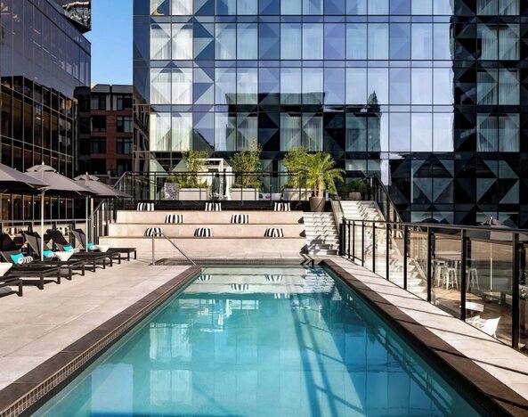 Humaniti Hotel Montreal, Autograph Collection