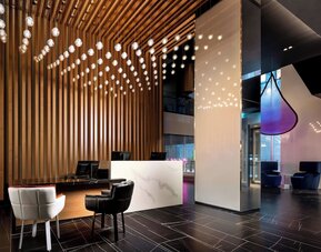 Humaniti Hotel Montreal, Autograph Collection