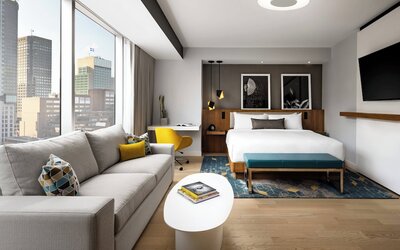 Humaniti Hotel Montreal, Autograph Collection