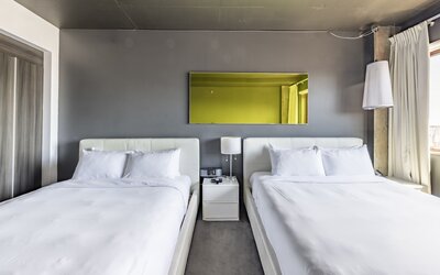 Hotel Zero 1