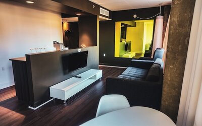 Hotel Zero 1