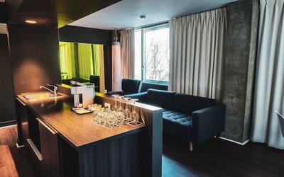 Hotel Zero 1