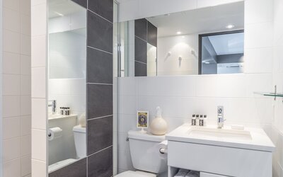 Hotel Zero 1