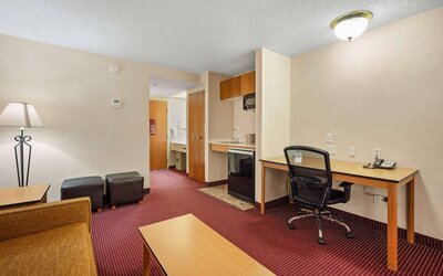 AmericInn by Wyndham Denver Airport
