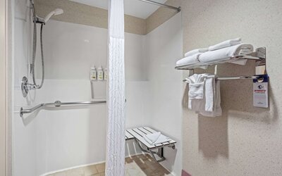 AmericInn by Wyndham Denver Airport
