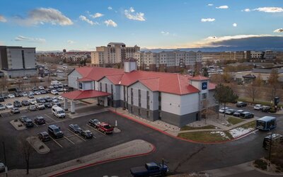 AmericInn by Wyndham Denver Airport