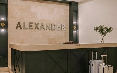 The Alexander Hotel - Old Montreal