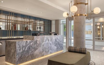 Hotel Railwayparc Montreal, Tapestry Collection By Hilton
