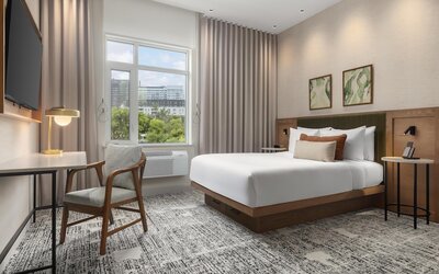 Hotel Railwayparc Montreal, Tapestry Collection By Hilton