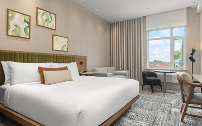 Hotel Railwayparc Montreal, Tapestry Collection By Hilton