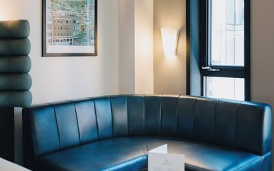 Hotel Le Dauphin Montreal Centre Ville